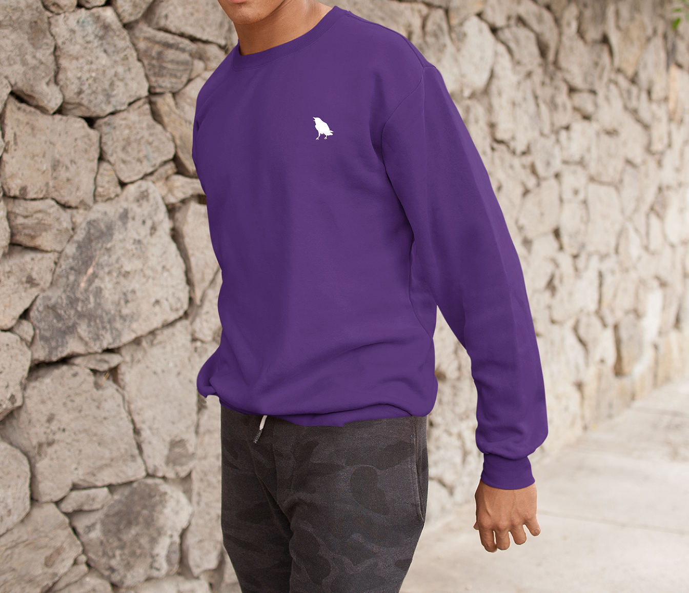 The ESSENTIAL - sweatshirt purple + white embroidery